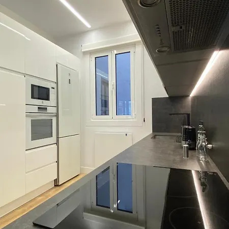 Apartamento Espacioso En El Corazon De Gijón