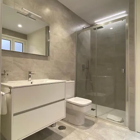 Apartamento Espacioso En El Corazon De Appartamento Gijón