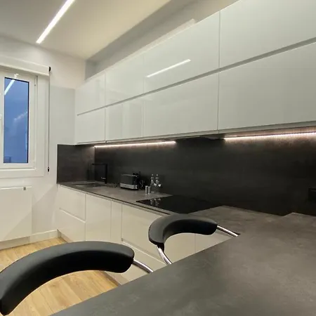 Appartamento Apartamento Espacioso En El Corazon De Gijón