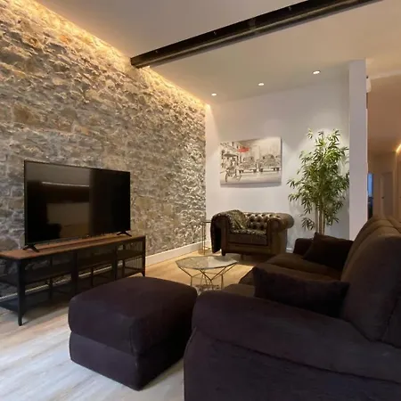 Apartamento Espacioso En El Corazon De Appartamento